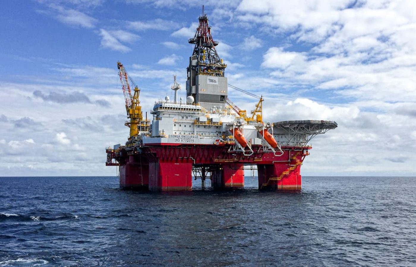 pexels-photo-3207536-3207536 Majestic offshore oil platform under a bright sky in the North Sea, showcasing Norway's energy infrastructure.
